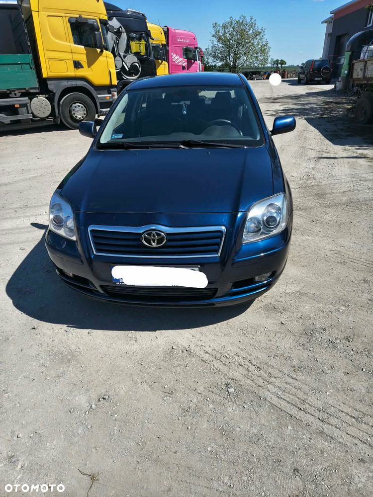 Toyota Avensis - 7