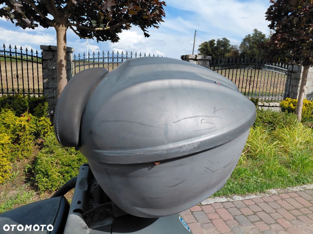 Piaggio MP-3 - 16