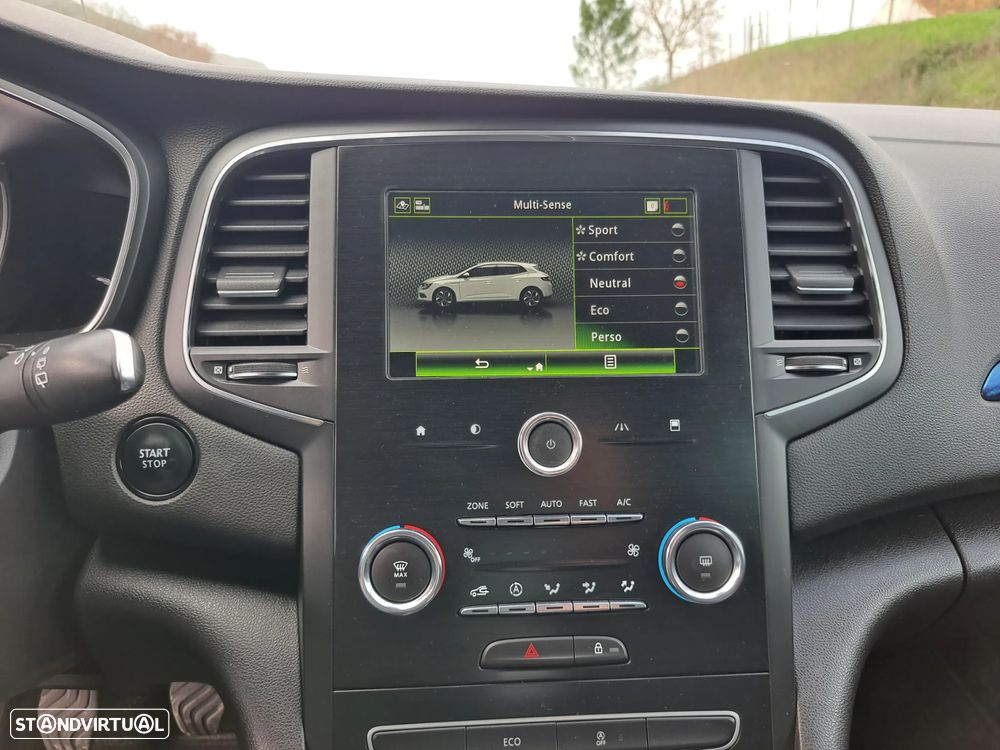 Renault Mégane 1.2 TCE GT Line - 24