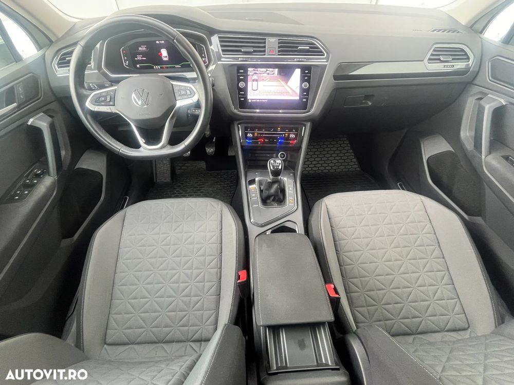 Volkswagen Tiguan 1.5 TSI OPF Life - 9