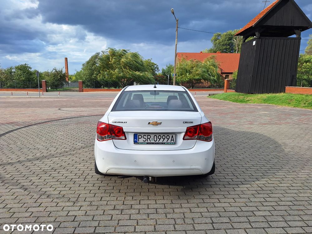 Chevrolet Cruze 2.0 D LT+ - 10