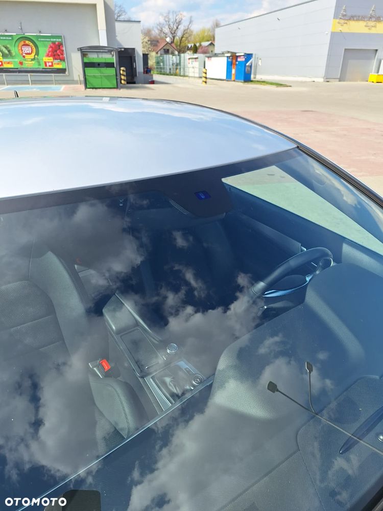 Mercedes-Benz Klasa C 250 CDI DPF BlueEFFICIENCY 7G-TRONIC Edition 1 - 36