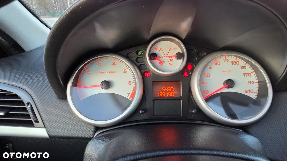 Peugeot 207 95 VTi Urban Style - 20