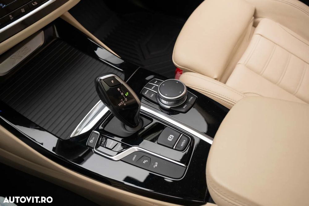 BMW X3 xDrive30e AT PHEV - 19