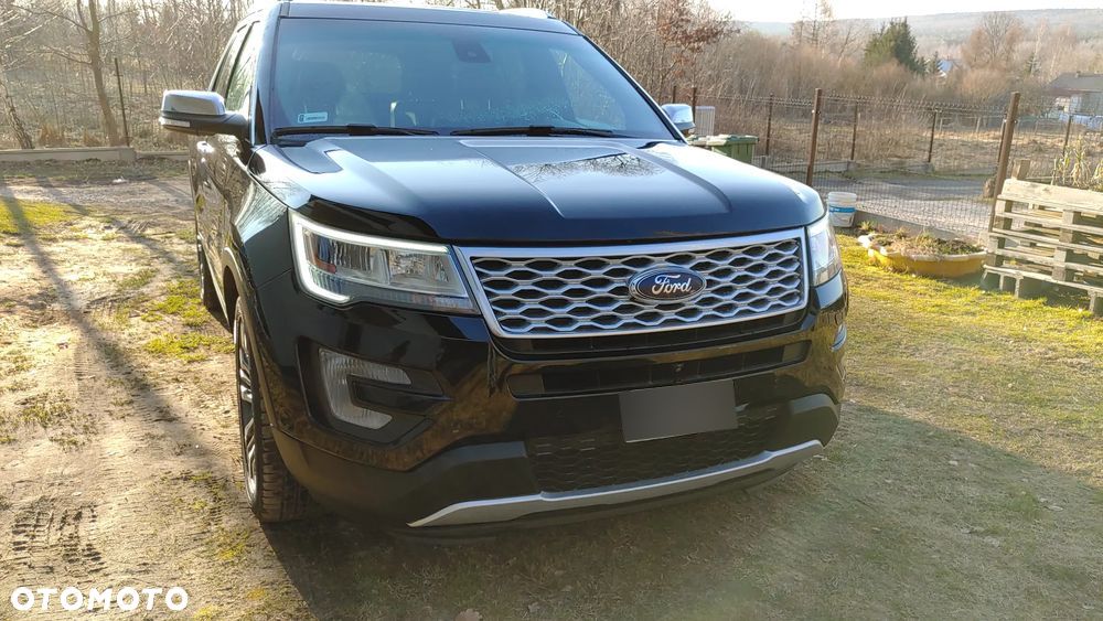 Ford Explorer - 1