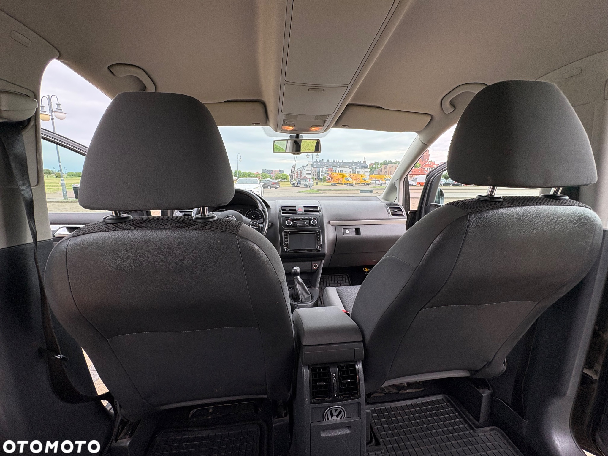 Volkswagen Touran - 20