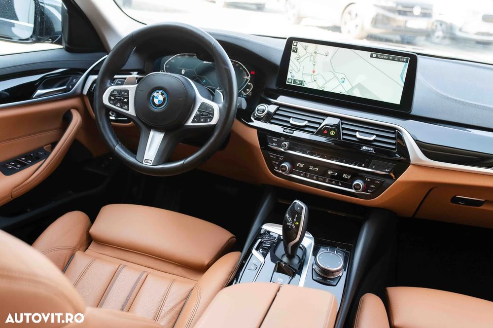 BMW Seria 5 530e xDrive Aut. Luxury Line - 9