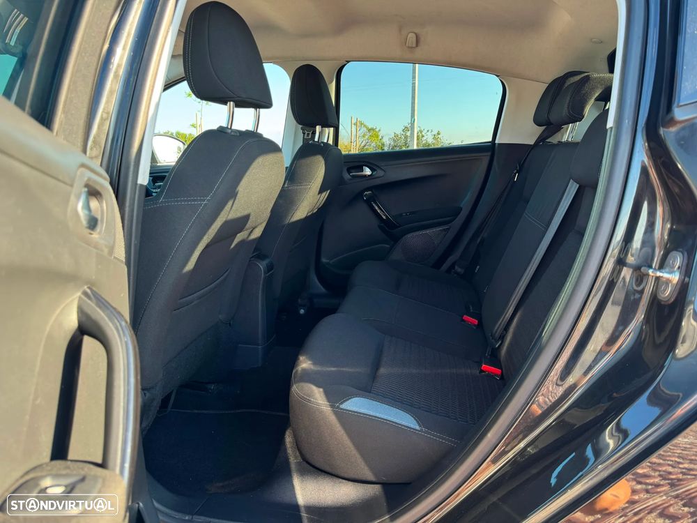Peugeot 208 1.2 VTi Active - 12
