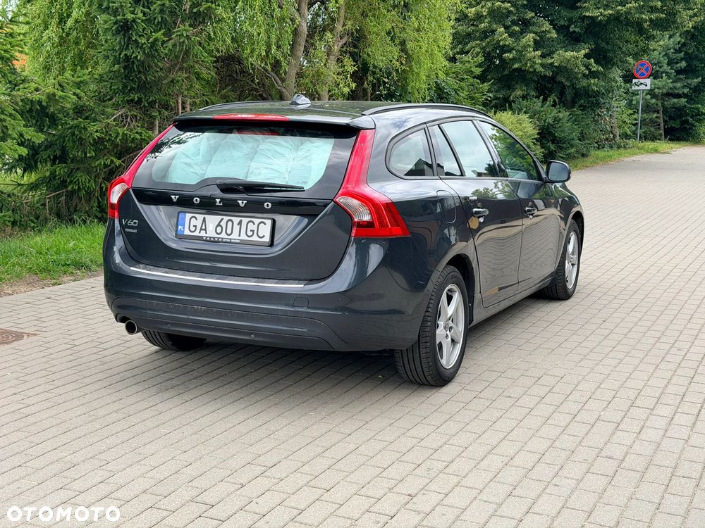 Volvo V60 D2 Drive-E Kinetic - 4