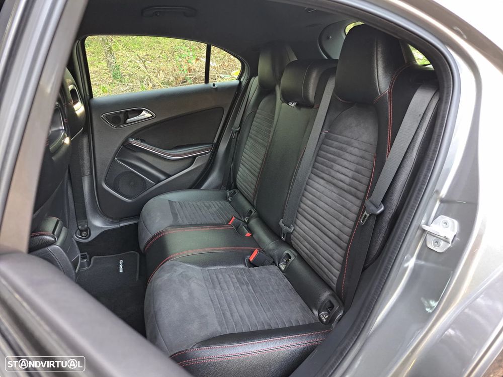 Mercedes-Benz A 200 (BlueEFFICIENCY) 7G-DCT AMG Sport - 29