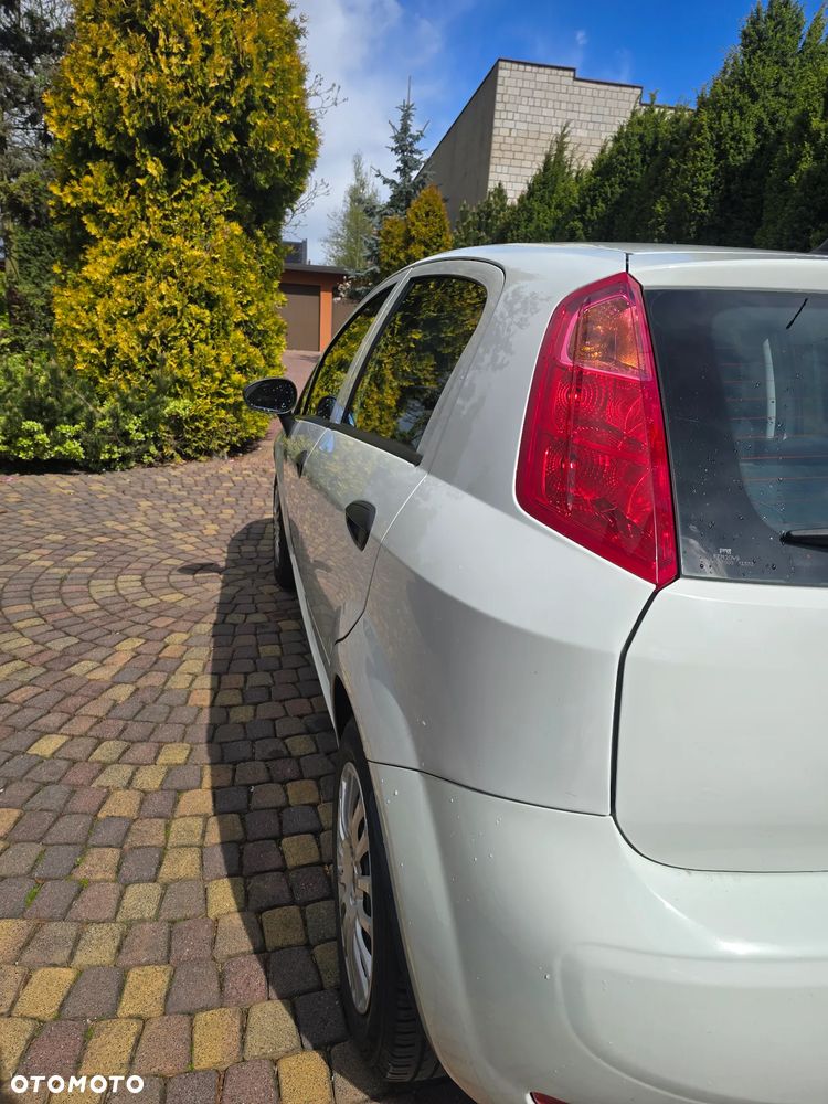 Fiat Punto - 16