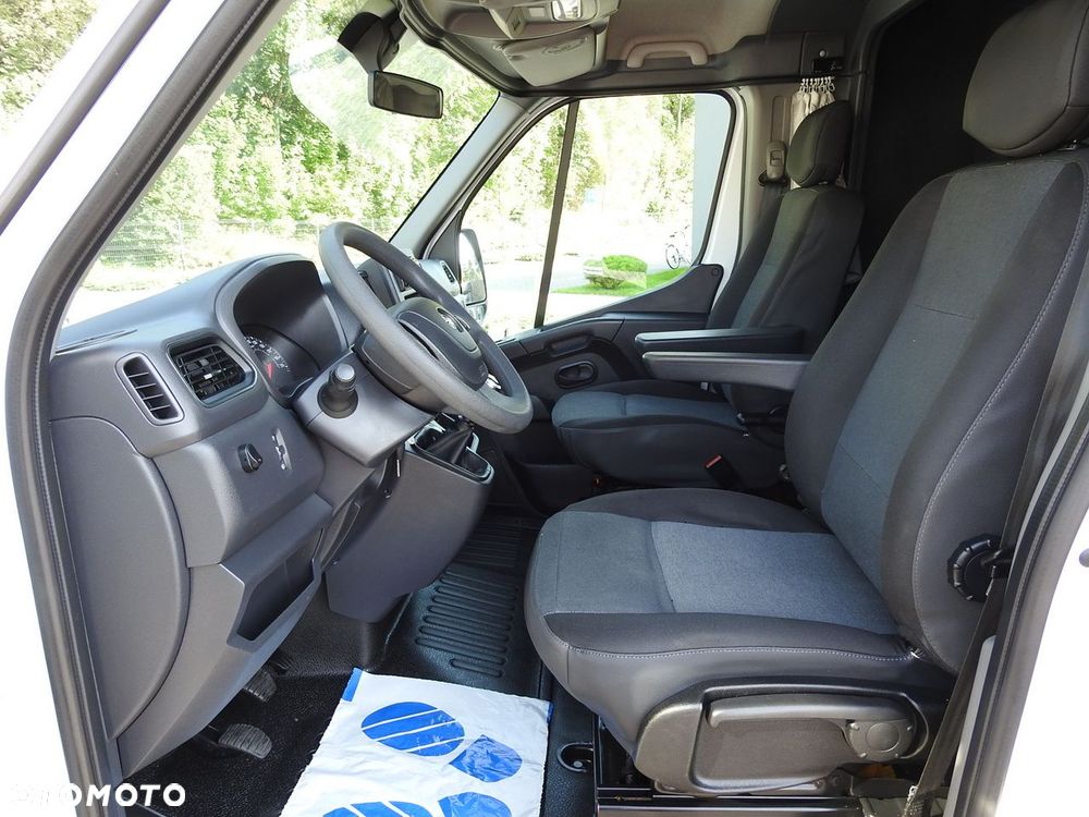 Opel MOVANO PLANDEKA 8 PALET WEBASTO TEMPOMAT KLIMATYZACJA LEDY PNEUMATYKA  165KM - 25