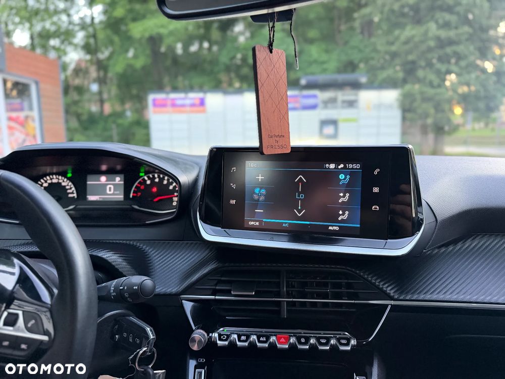 Peugeot 2008 PureTech 130 EAT8 Active - 33