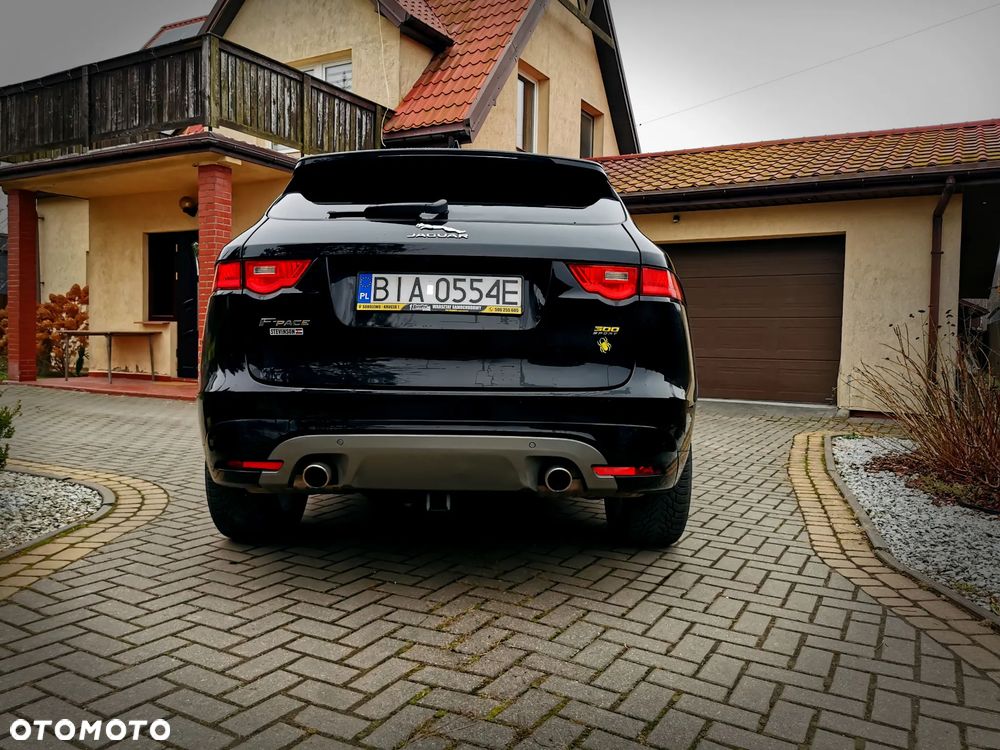 Jaguar F-Pace - 5