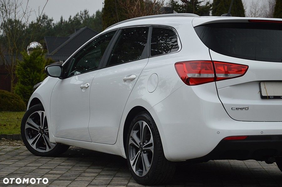 Kia Ceed 1.6 CRDi 136 DCT ISG GT Line - 19
