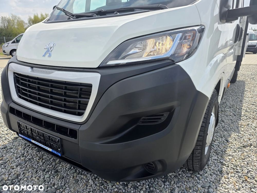 Peugeot BOXER 2,0 HDI 163 KONNA DOKA BRYGADÓWKA 7 OSOBOWA 3M SKRZYNIA KLIMA WEBASTO 138T/KM PRZEBIEGU GWARANCJA 16 CALOWE KOŁA - 9