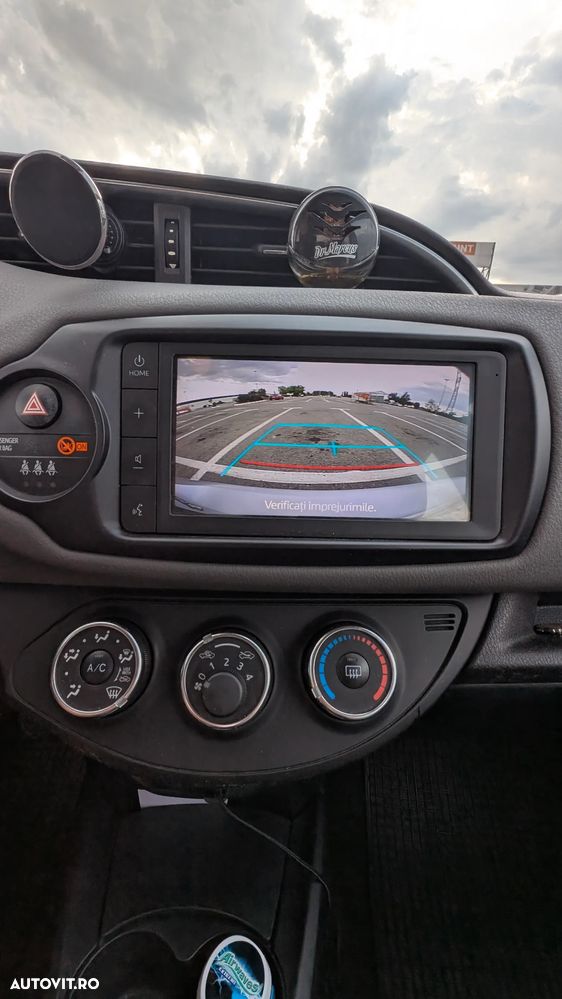 Toyota Yaris 1.5 L VVT-iE Active - 7