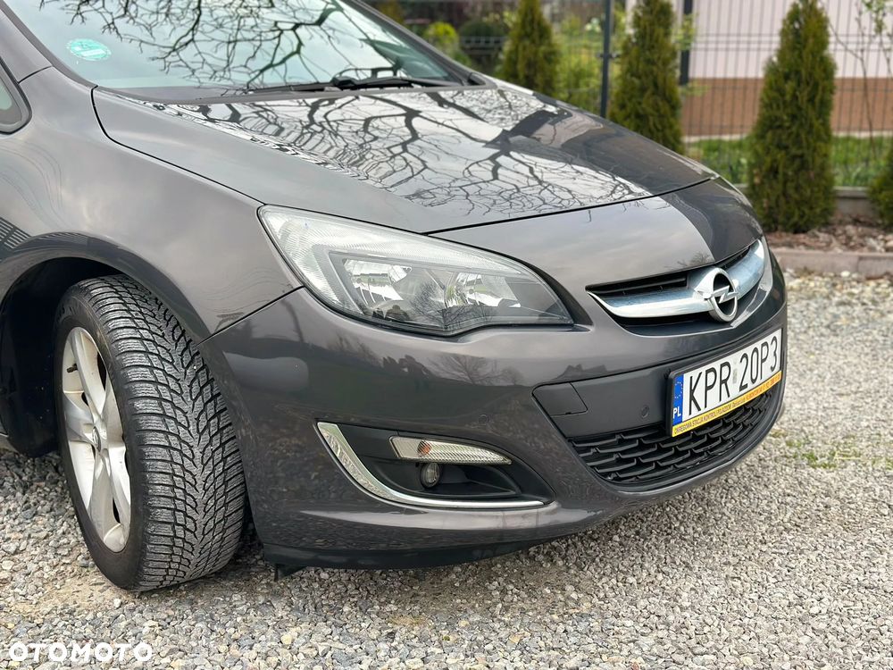 Opel Astra 1.4 Turbo Selection - 4