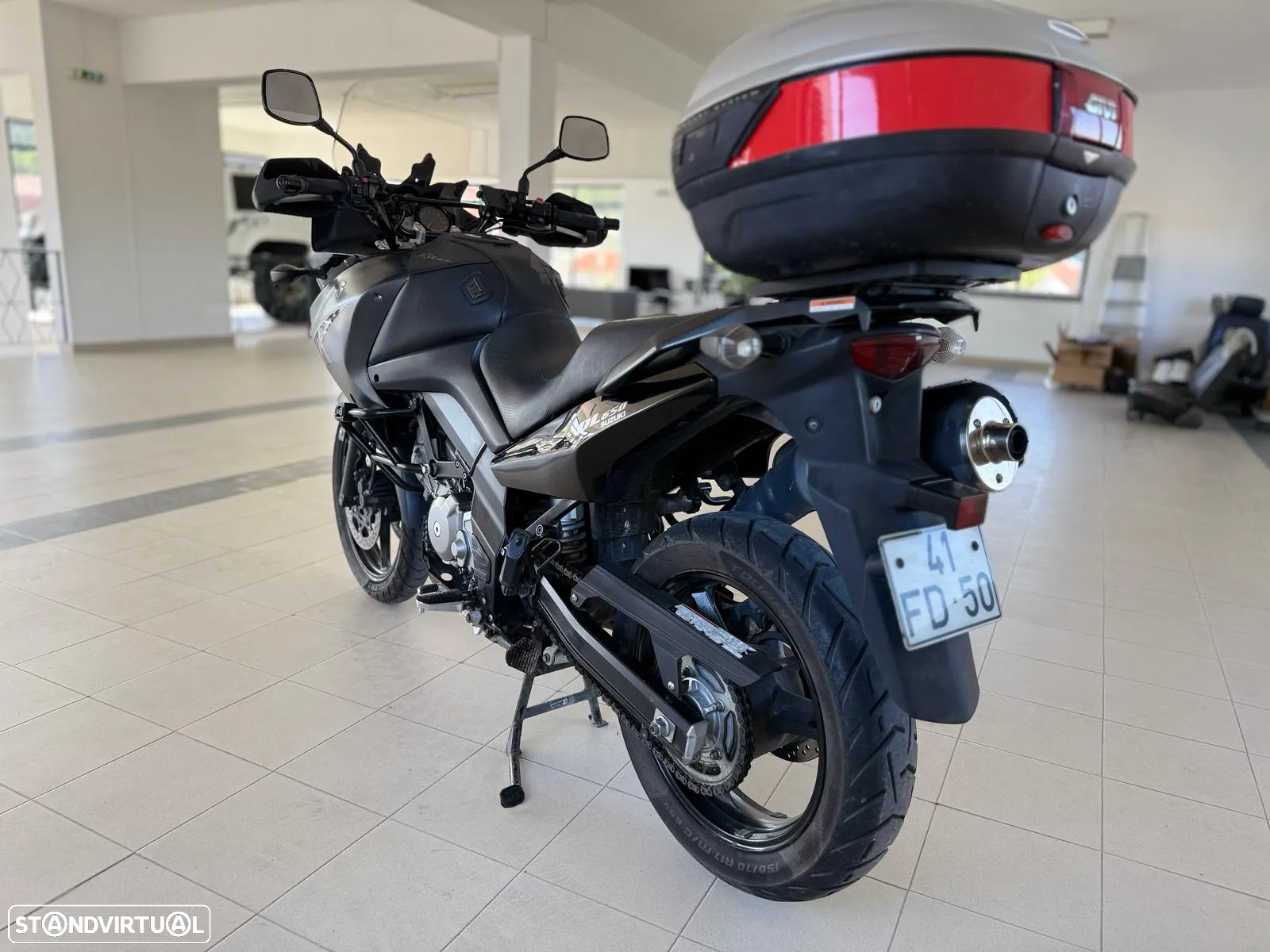 Suzuki DL V-Strom - 10