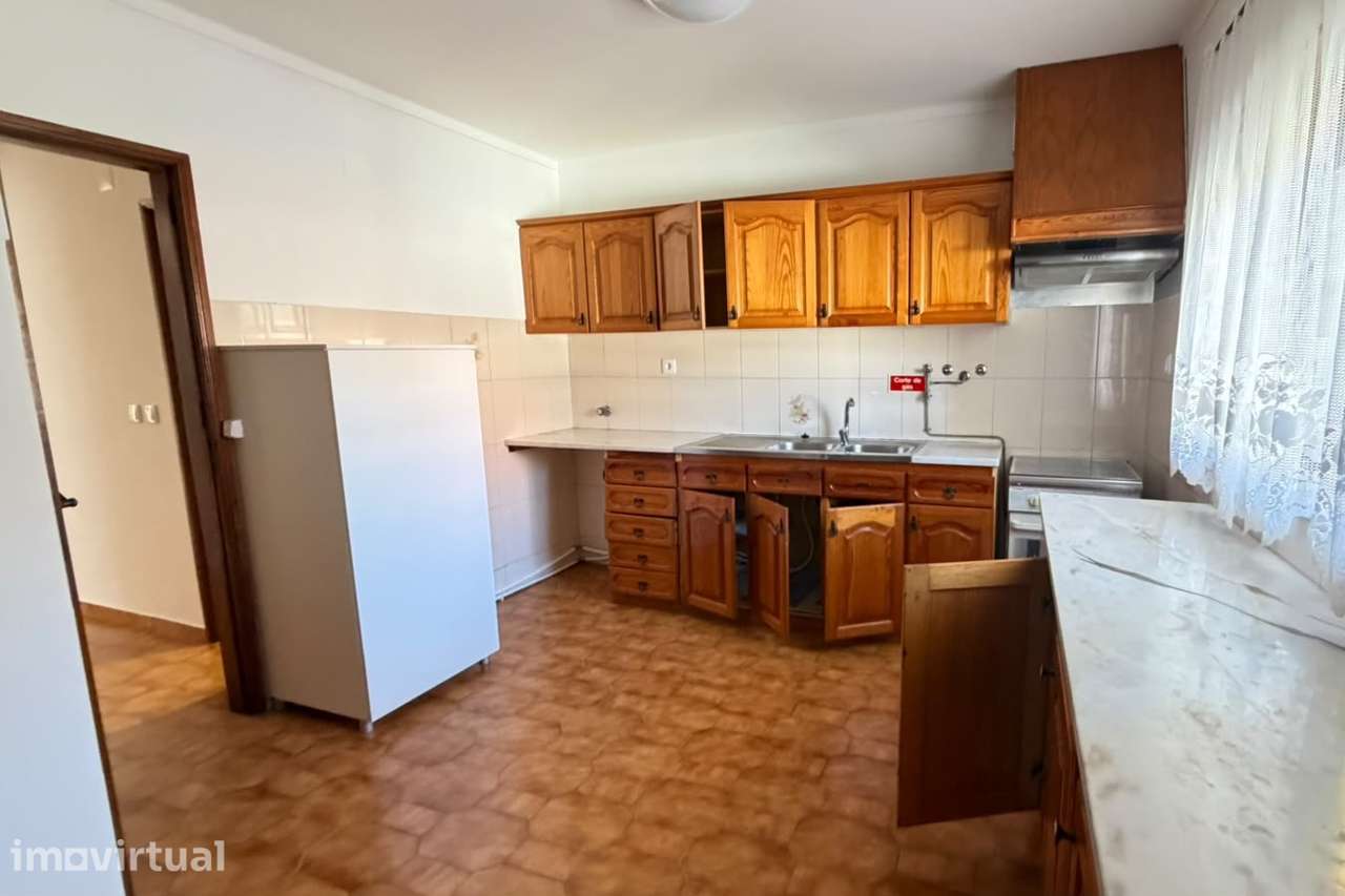 Apartamento T2 Semi-Mobilado na Consolação com Vista Mar - Grande imagem: 4/20