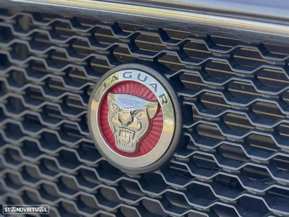Jaguar XE 2.0 D Prestige Aut. - 50