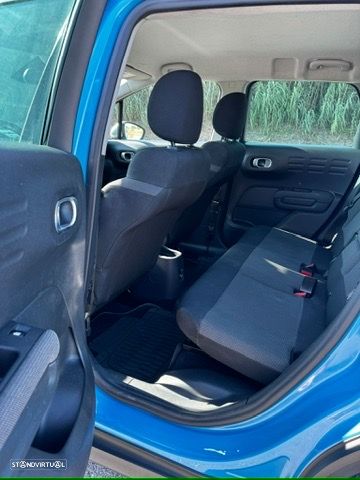 Citroën C3 Aircross 1.6 BlueHDi Shine S&S - 19