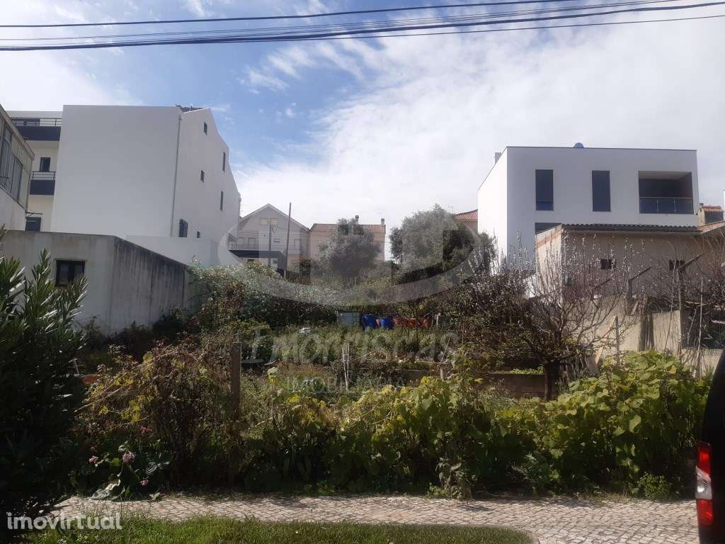 Terreno com 280 m² e projeto no Bairro das Maroitas, São João da Talha - Grande imagem: 5/11