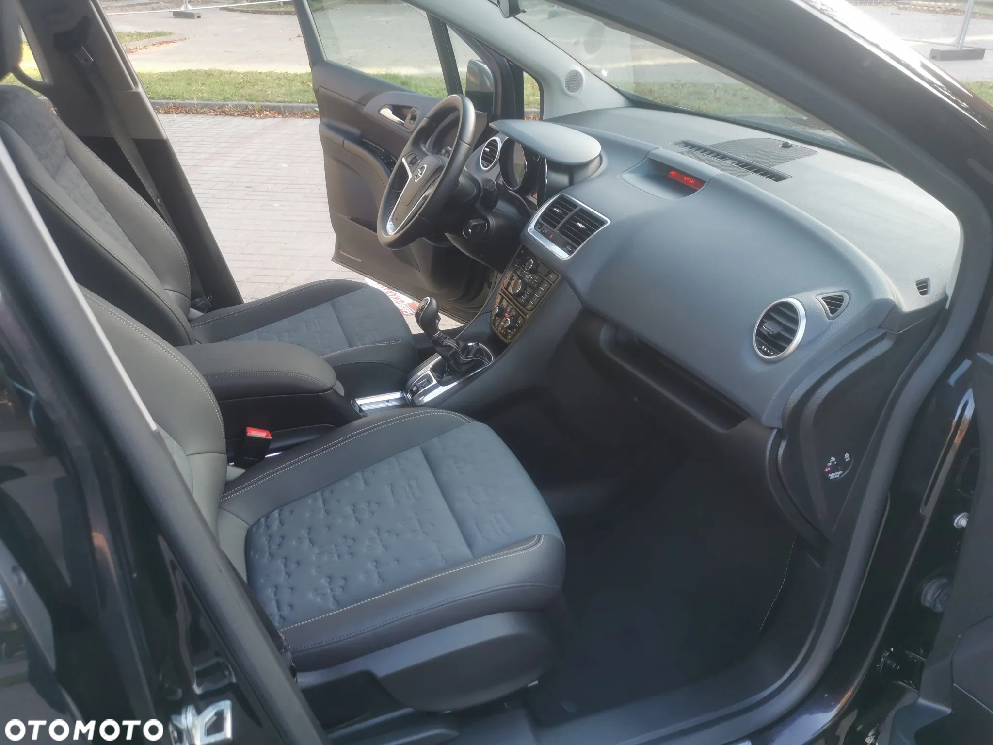 Opel Meriva 1.4 T Cosmo - 15