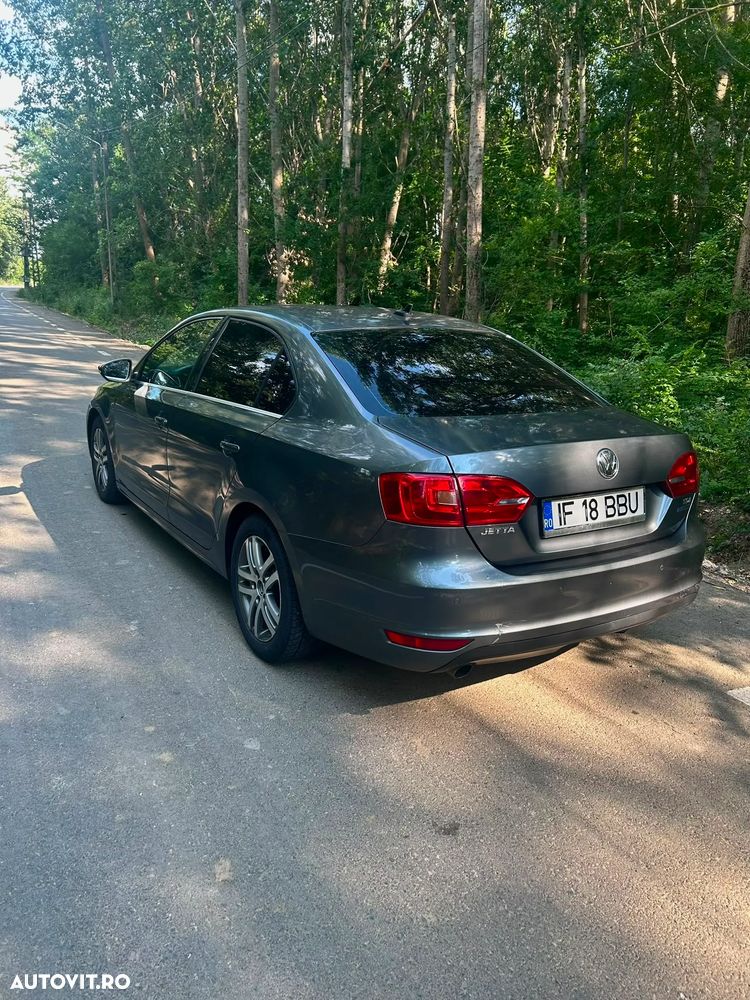 Volkswagen Jetta 1.6 TDI DPF Comfortline - 5