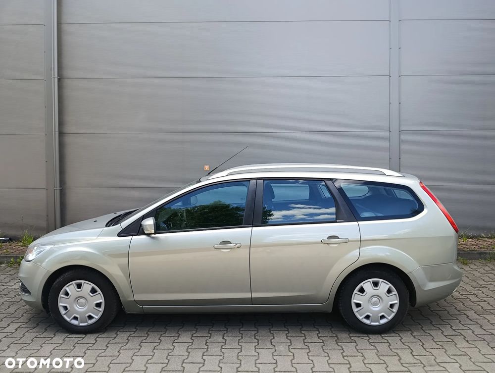 Ford Focus 1.6 16V Style+ - 22