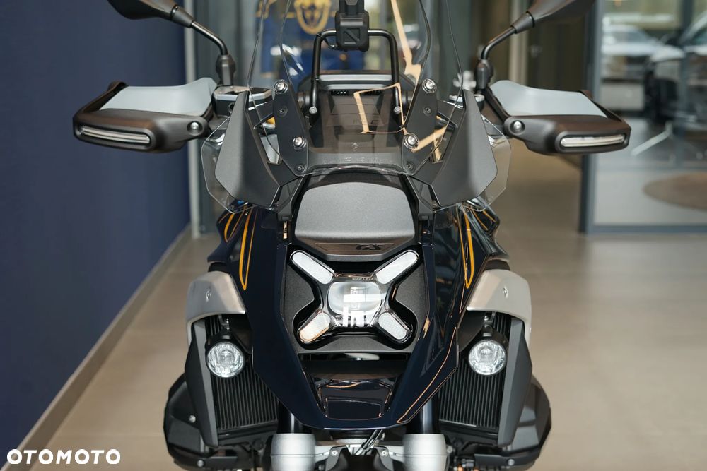 BMW R - 10