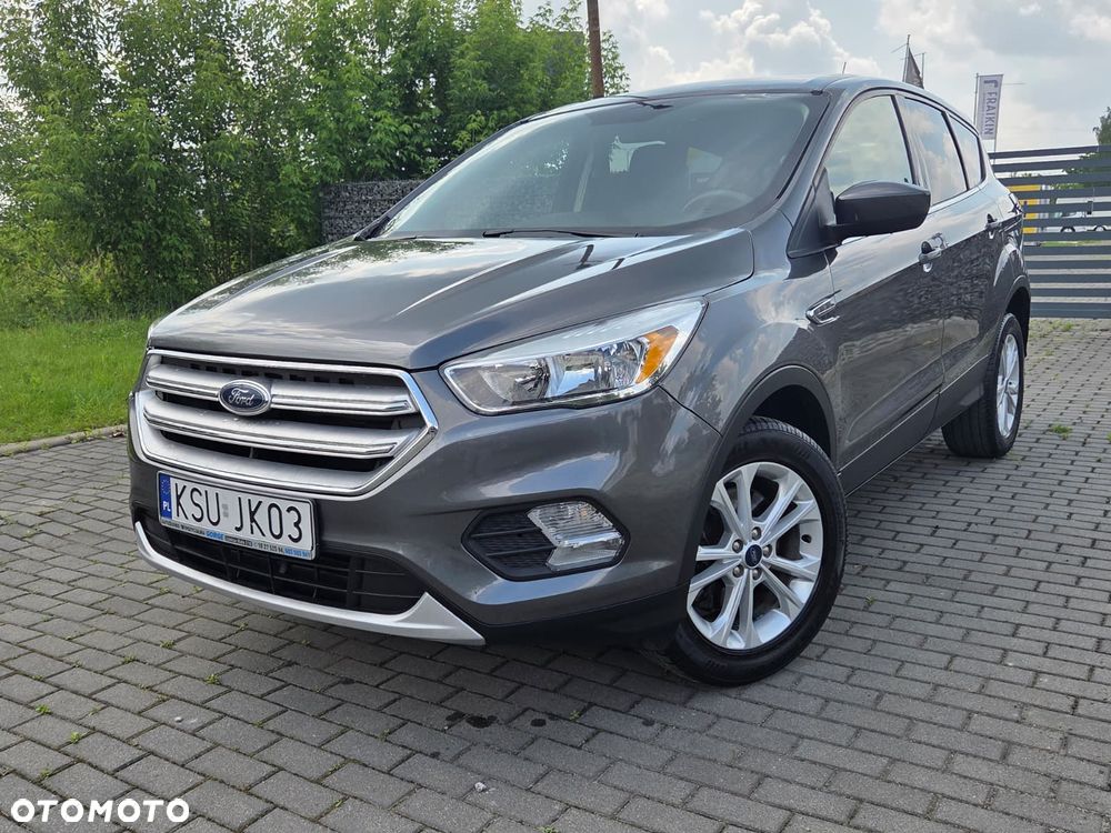 Ford Kuga - 1