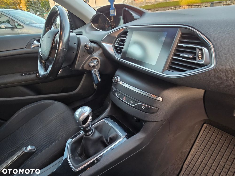 Peugeot 308 1.6 THP Active - 20