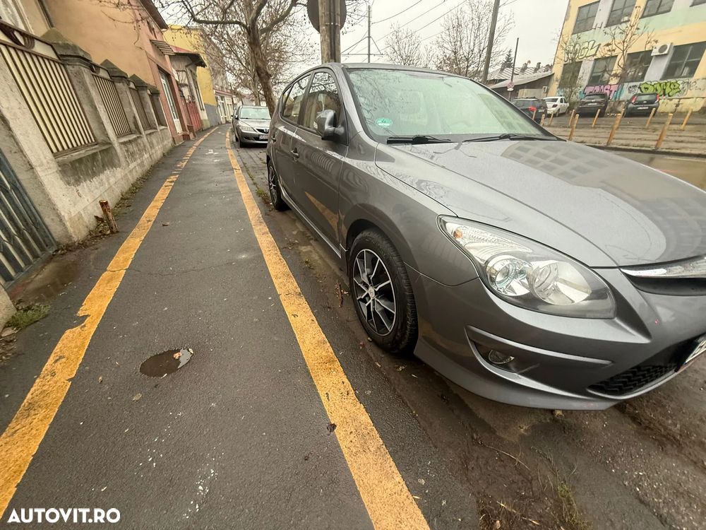 Hyundai i30 1.4 Comfort - 4