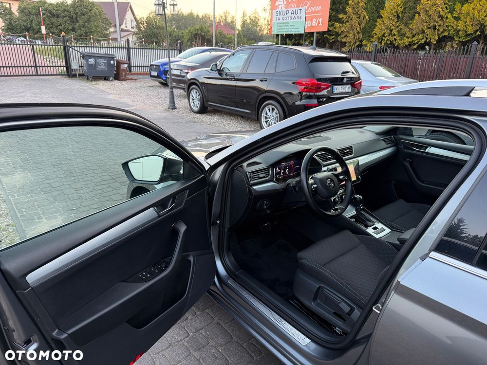 Skoda Superb 2.0 TDI SCR Style DSG - 5