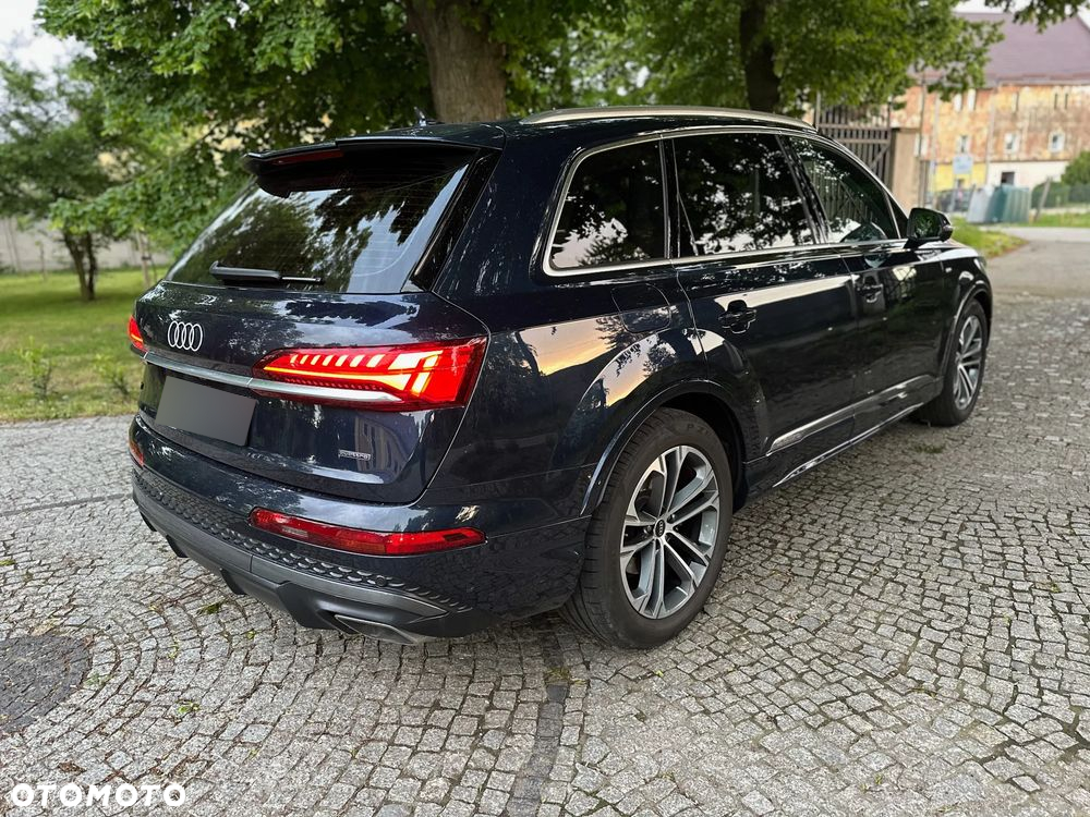 Audi Q7 - 11