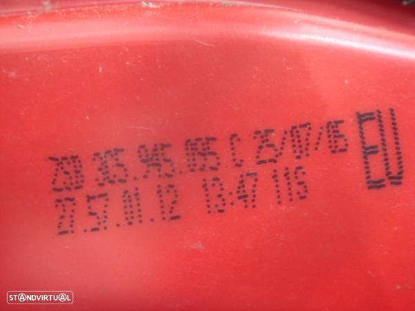 Farolim Stop Esq Volkswagen Passat (3C2) - 2