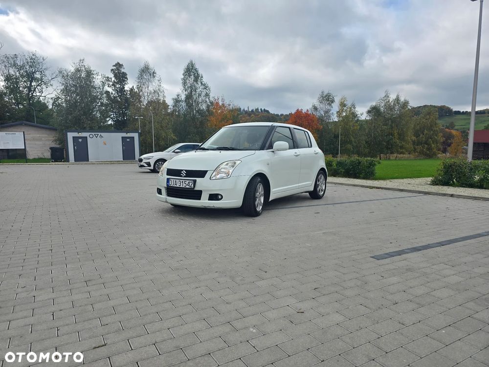 Suzuki Swift 1.3 Comfort - 1