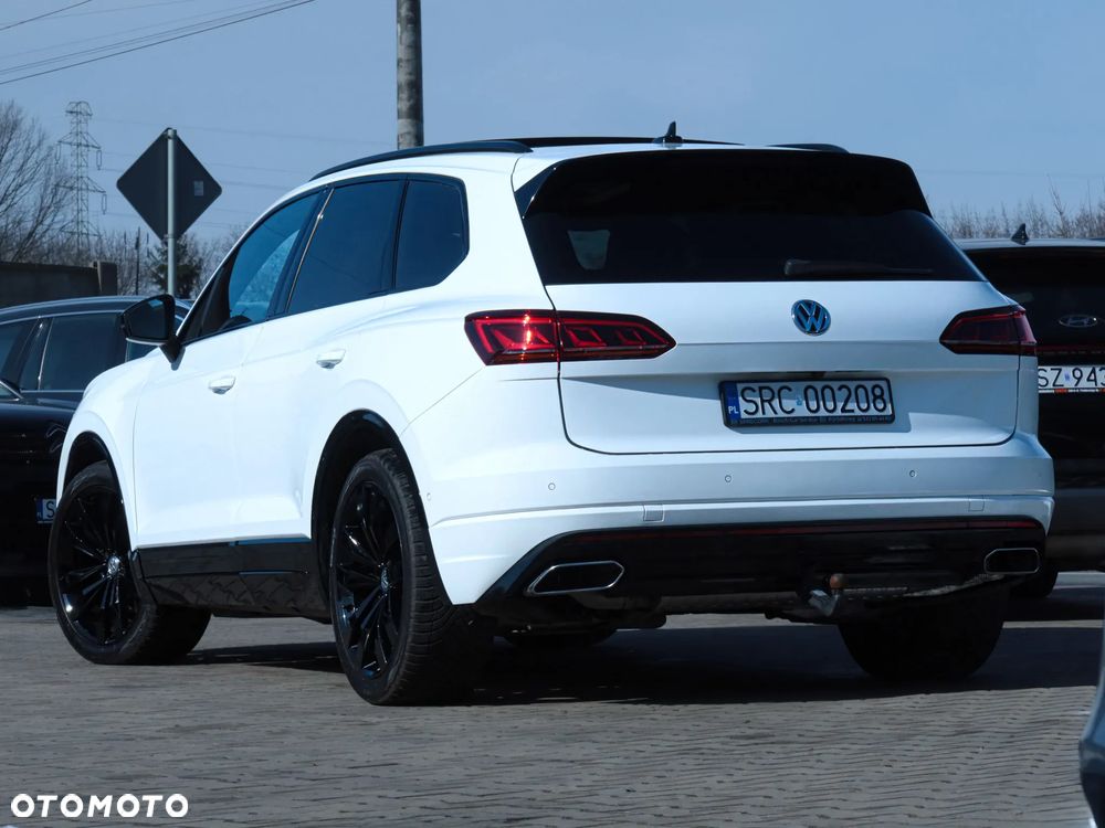 Volkswagen Touareg 3.0 V6 TDI SCR 4Mot R-Line - 36