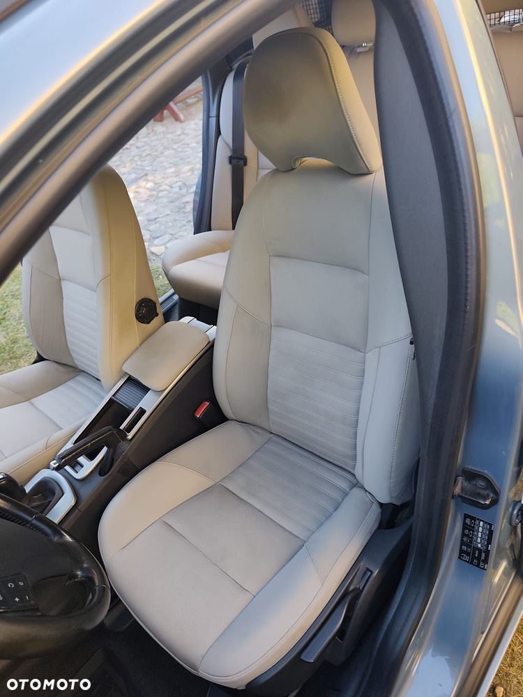 Volvo V50 - 30
