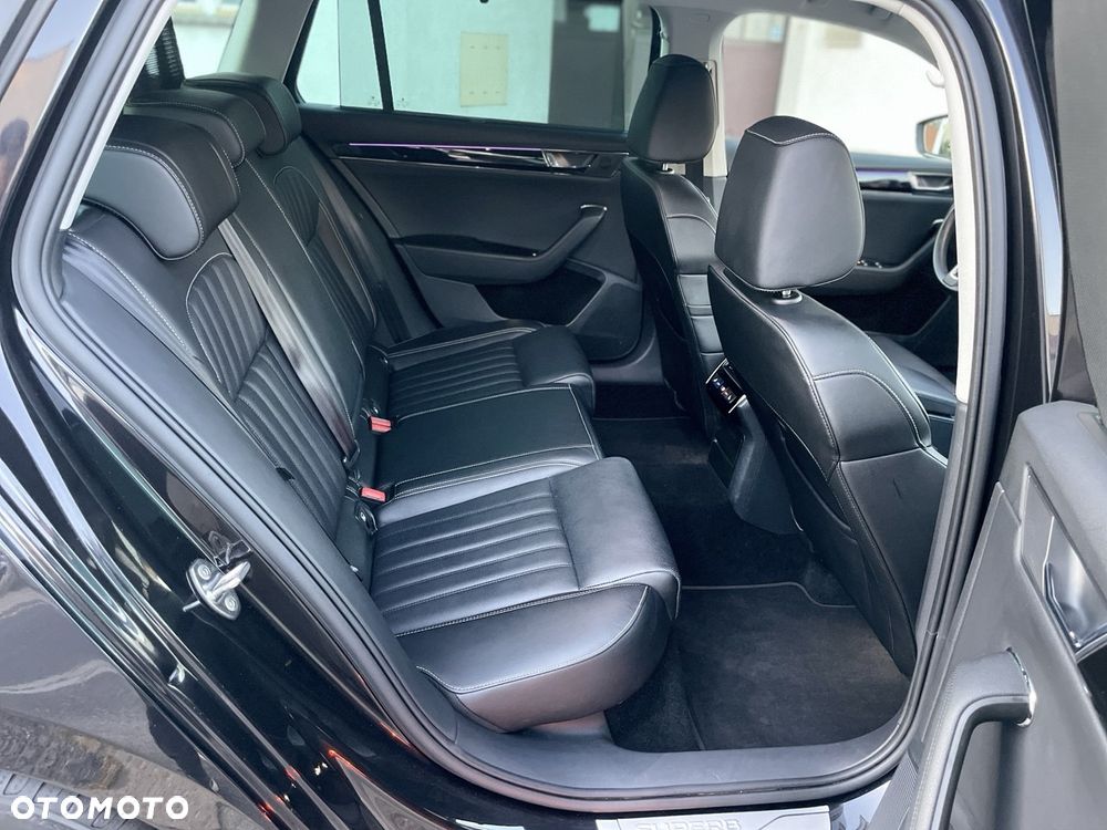 Skoda Superb 2.0 TDI SCR L&K DSG - 17