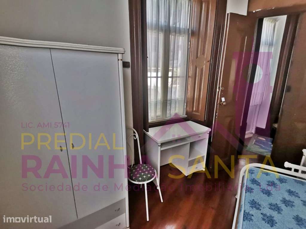Seis Quartos em apartamento T8 - Próximo à Faculdade de Psicologia - Grande imagem: 5/15