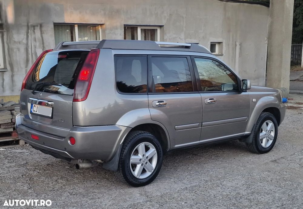 Nissan X-Trail 2.2 dCi 4x4 DPF Elegance - 5