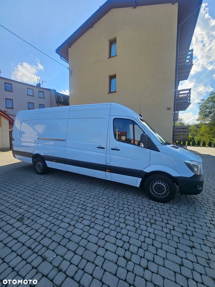 Mercedes-Benz Sprinter 319 - 1