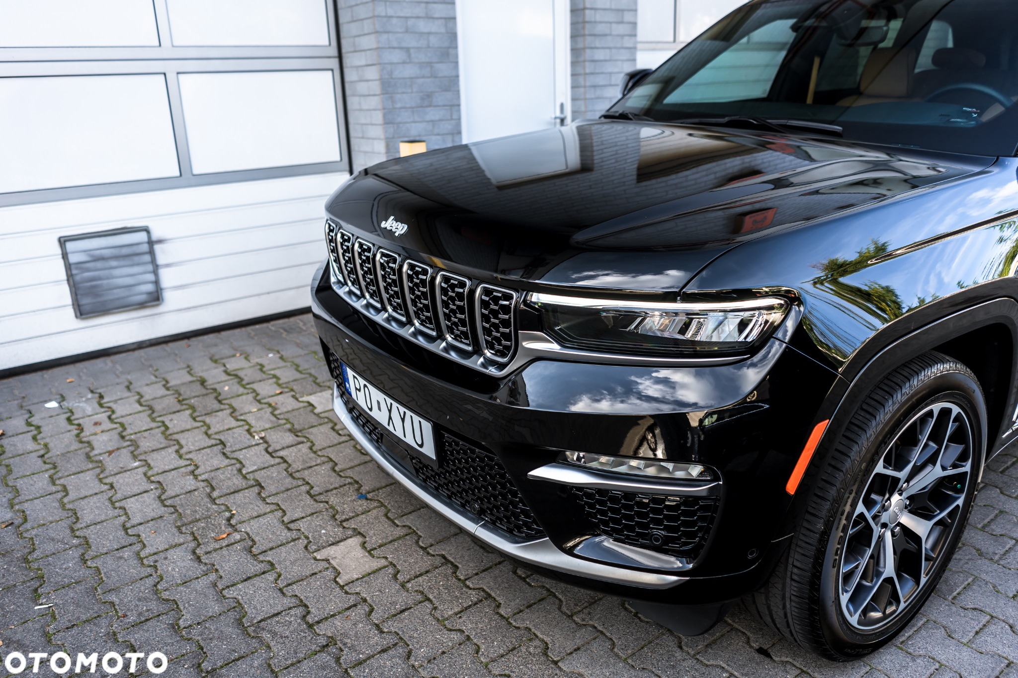 Jeep Grand Cherokee - 2