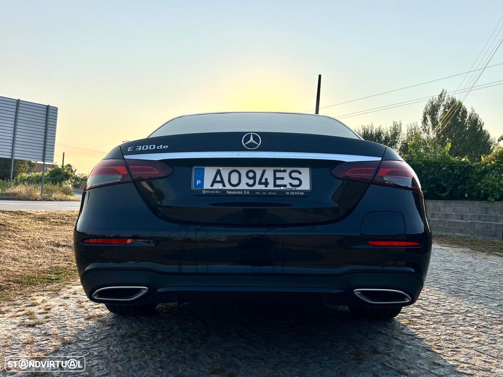 Mercedes-Benz E 300 de AMG Line - 4