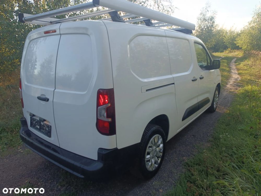 Peugeot partner L2 długi klima 77tys km HDi maxi 3osobowy bagaznik - 2