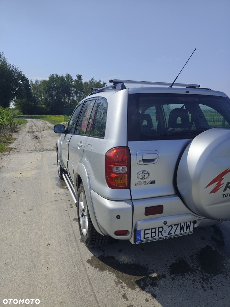 Toyota RAV4 - 5