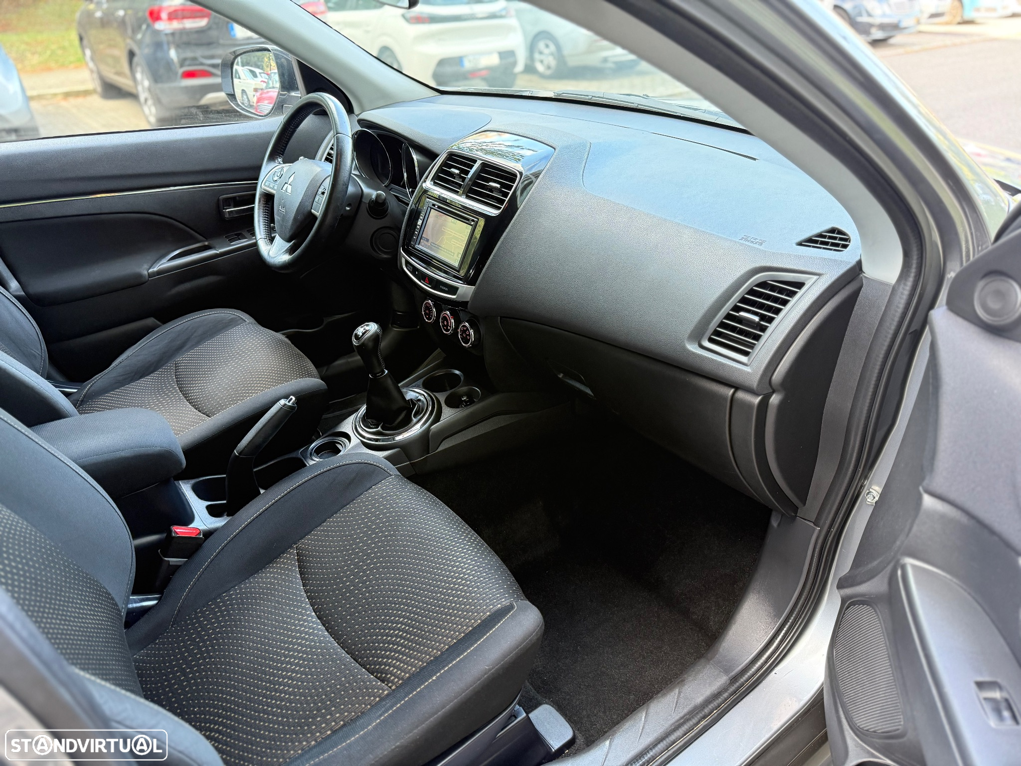 Mitsubishi ASX 1.6 Cross City - 8