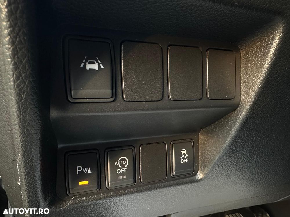 Nissan Qashqai 1.6 DCI ACENTA+ - 26